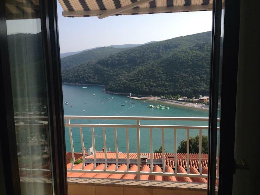 Nela Apartment Rabac Bagian luar foto